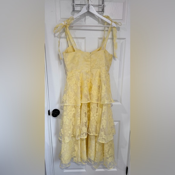 Lulus Yellow Coquette Tie-Strap Bustier Lace Sweetheart Neckline Midi XL Dress - Picture 9 of 10